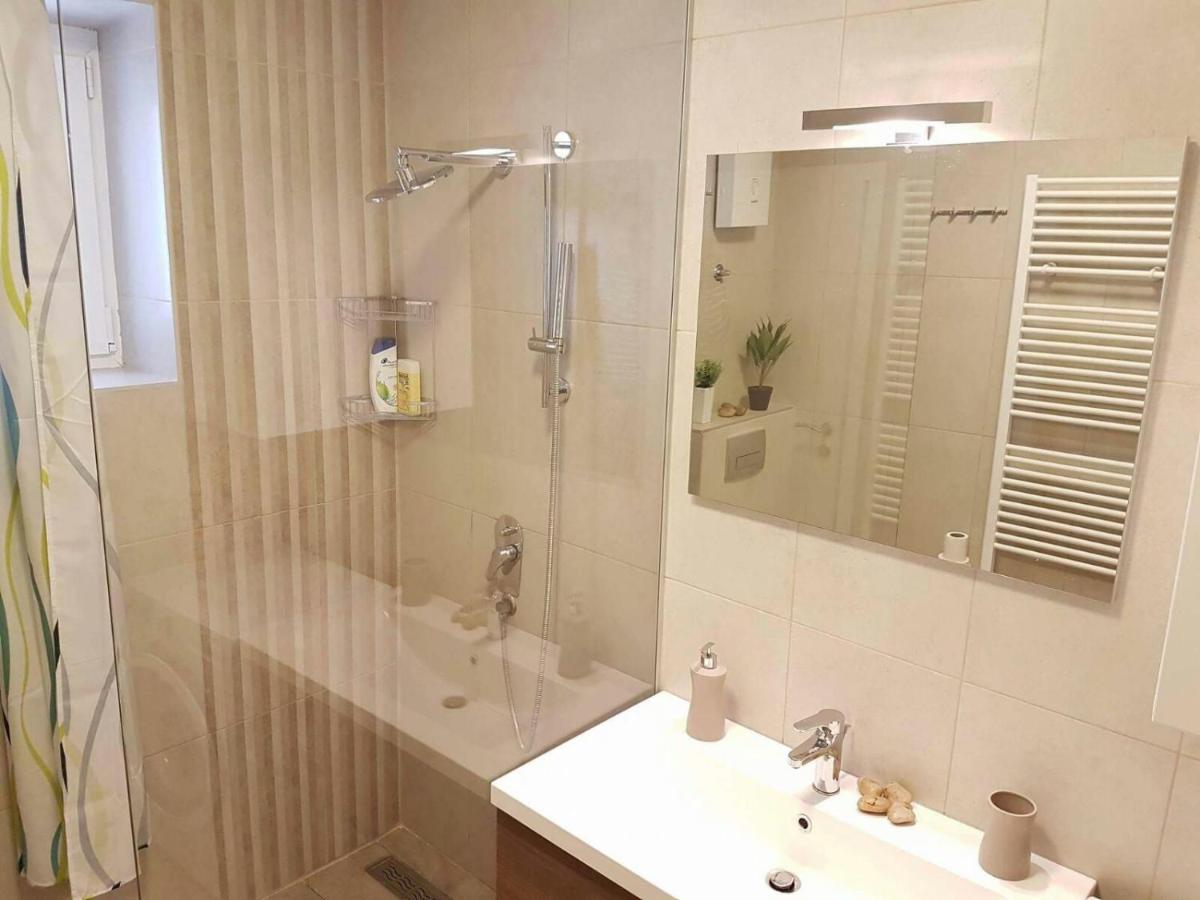 Modern Apartment In The City Center- Best Location Saraievo Exterior foto